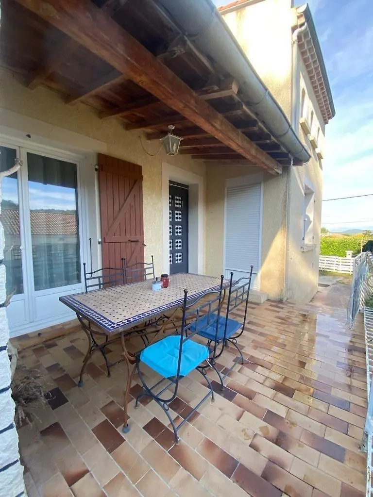 Ble Hotel Viviers 0*,  France
